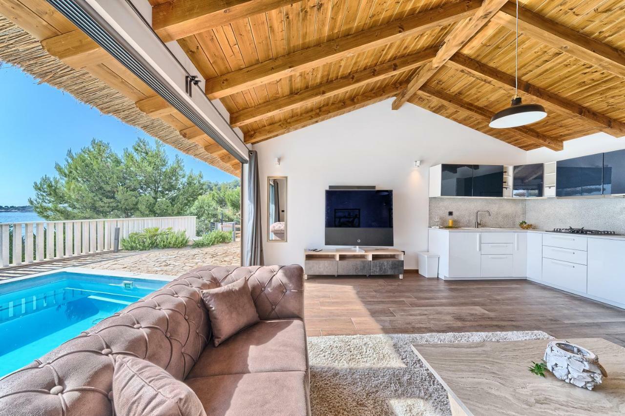 Golden Haven Villa Murter Exterior photo